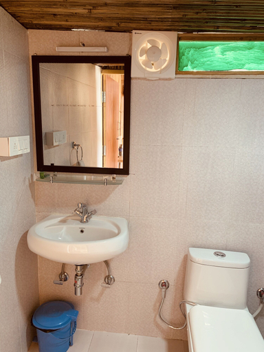Bathroom 3, The Cocoon Camps & Nature Resorts, Nainital