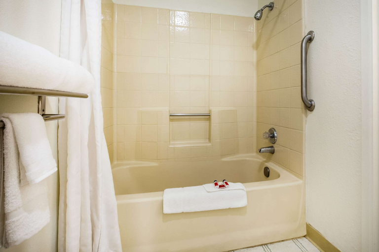 Bathroom 4, Super 8 by Wyndham Lindsay Olive Tree, Tulare