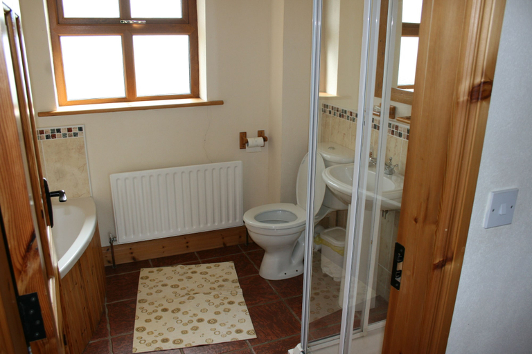 Bathroom 3, Groff Cottage