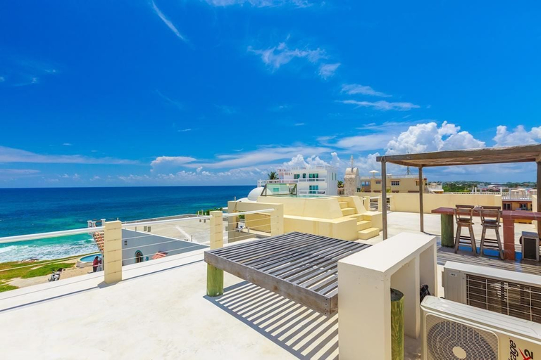 Others 4, Esperanza Upstairs by Skyrun, Isla Mujeres