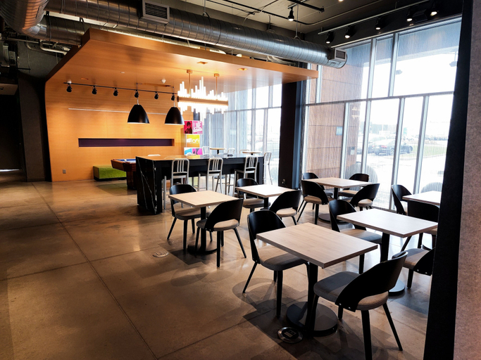 Food & Drinks 5, Aloft by Marriott Vaughan Mills, York