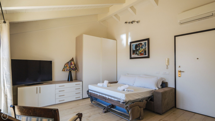 Bedroom 3, Italianway - Dei Mille, Savona