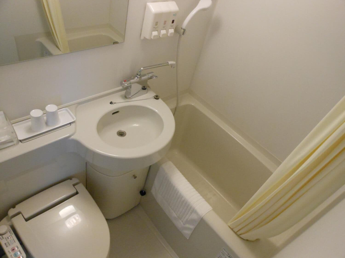 Bathroom 4, Paradis Inn Sagamihara, Sagamihara