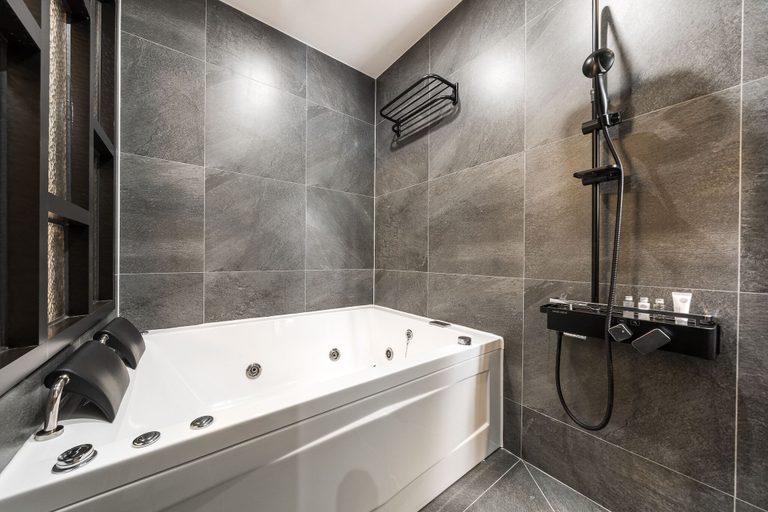 Bathroom 3, Hotel Haedeun, Sokcho