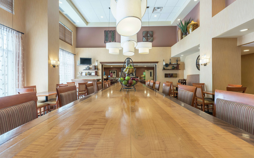 Others 5, Hampton Inn & Suites by Hilton Moncton, Westmorland