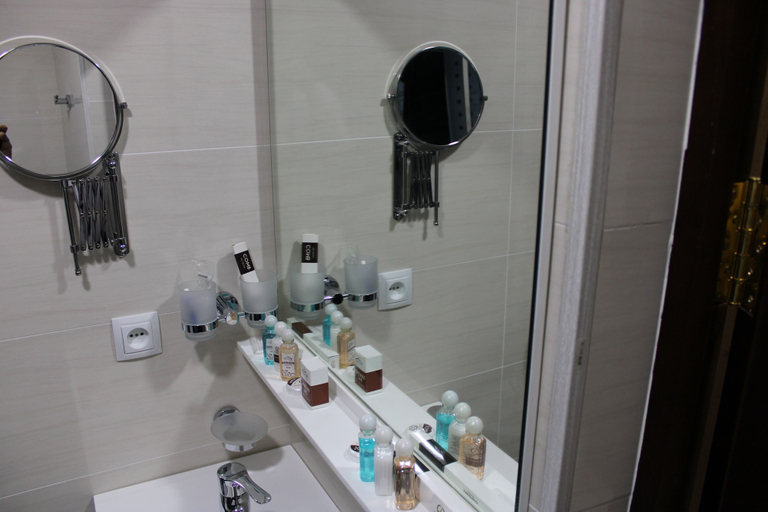 Bathroom 3, ZARAFSHAN GRAND HOTEL, Navbahor
