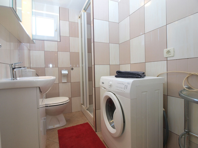 Bathroom 3, Apartment 1623, Fažana
