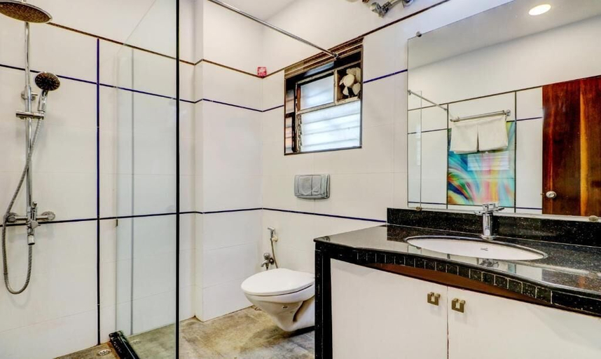 Bathroom 4, Treebo Sreema - 2.5 km From Salt Lake Sector V, North 24 Parganas