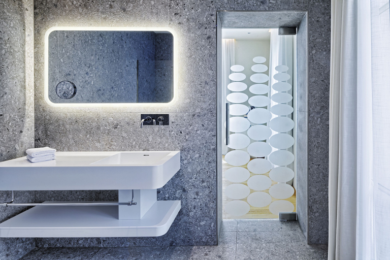 Bathroom 4, Ausonia Hungaria, Venezia