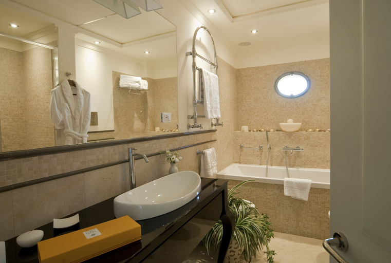 Bathroom 5, Villa Athena Resort, Agrigento