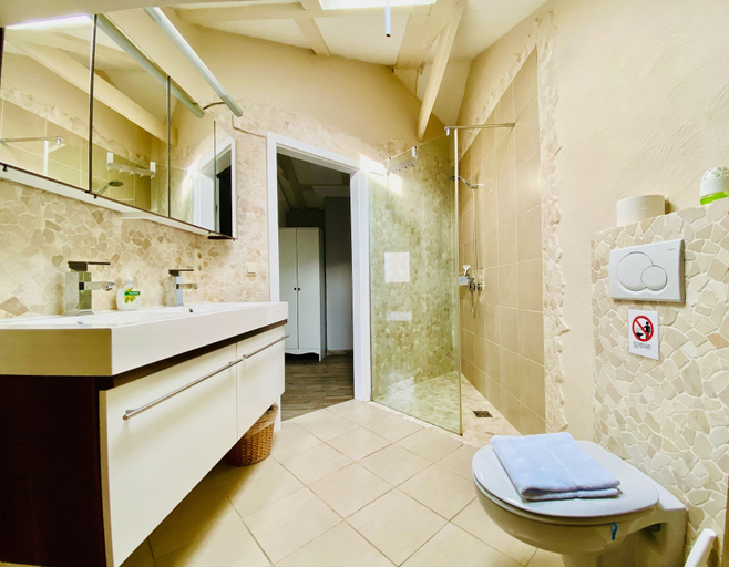 Bathroom 3, Landhaus Angerhof, Sankt Johann im Pongau