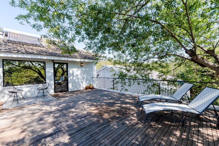 Exterior & Views 2, Nkosi Guest Lodge, Hwange