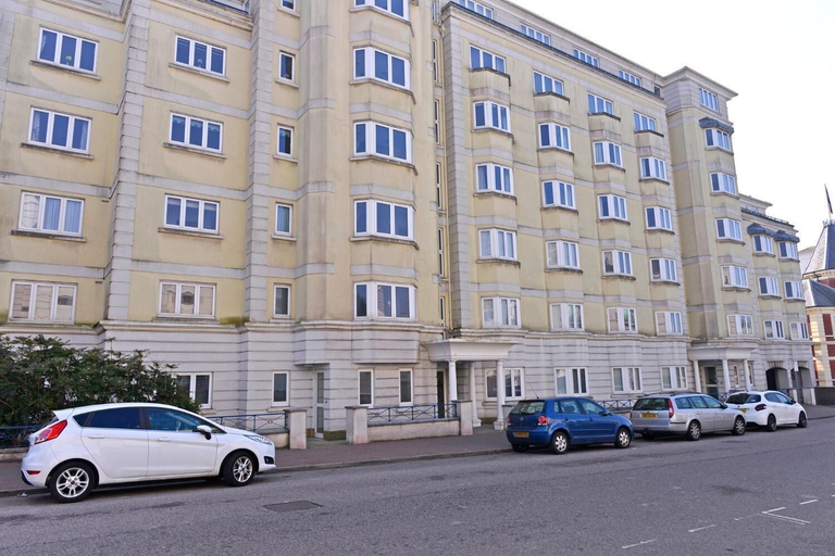 Exterior & Views, Stagedoor Apartment, East Sussex