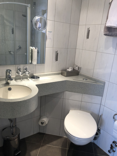 Bedroom 5, Landgasthaus Zur Linde, Northeim