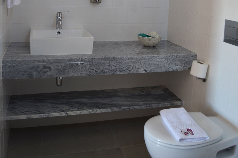 Bathroom 3, Entre Vinhas & Mar, Óbidos