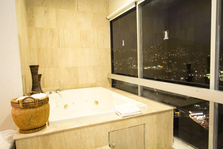 Bathroom 5, HS HOTSSON Hotel Acapulco, Acapulco de Juárez