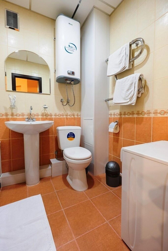 Bathroom 4, Apart Petrovskie on Sovetskaya 69, Tomskiy rayon