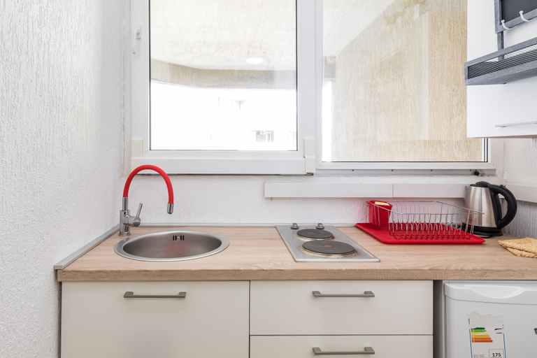 Others 4, Spacious & Clean Condo near Beach, Split
