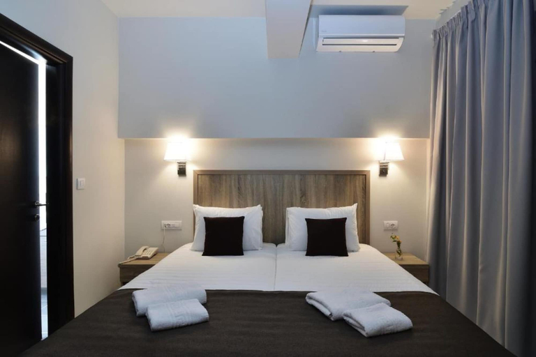 Bedroom 3, Carisa Maleme, Crete