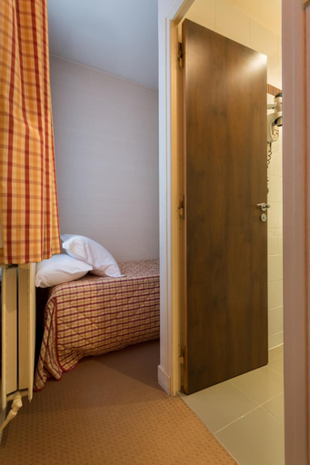 Bedroom 4, Hôtel Le Home, Val-de-Marne