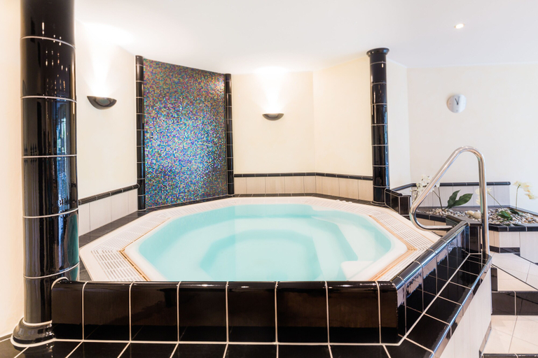 Sport & Beauty 2, Villa Marburg Im Park, Aschaffenburg