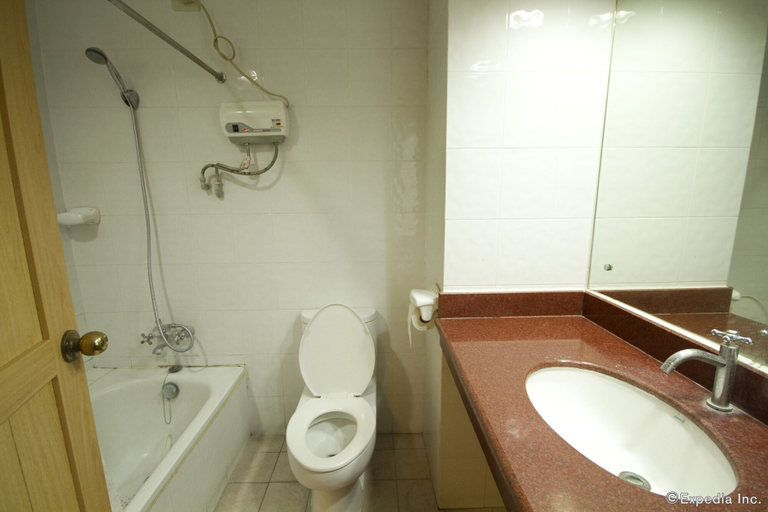 Bathroom 4, W Express Hotel, Cebu City
