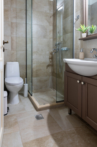 Bathroom, Cretan Minoan Apartments, Crete