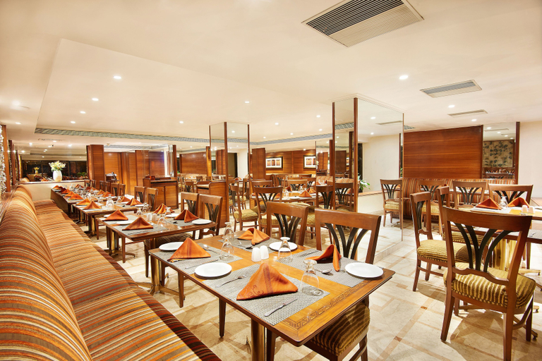 Food & Drinks 5, The Shalimar Hotel, Mumbai City