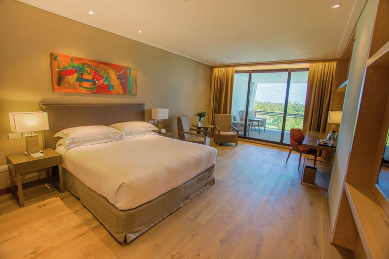 Bedroom 4, Hilton Pilar, Pilar