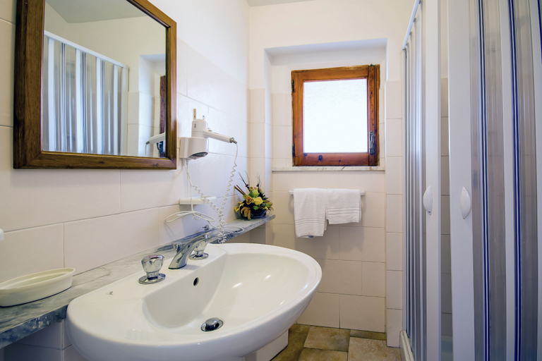 Bathroom 5, Le Roccette Mare, Vibo Valentia