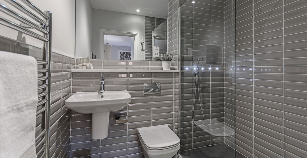 Bathroom 4, Brocco on the Park, Sheffield