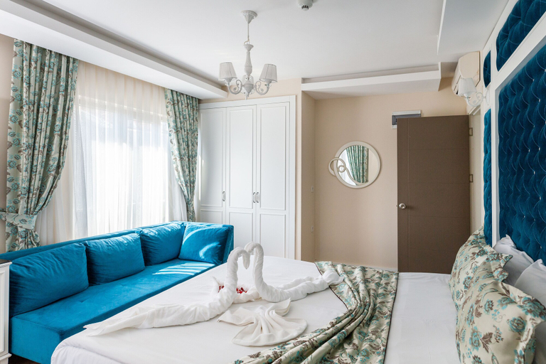 Bedroom 3, Mic Royal Hotel, Antalya