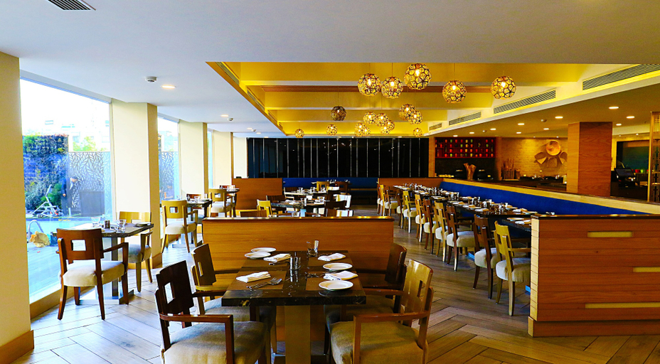 Food & Drinks 5, Country Inn & Suites By Radisson Jammu, Jammu