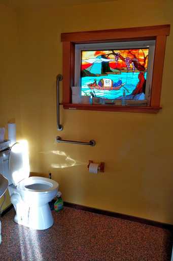 Bathroom, Wanderer's Inn Backpackers Hostel, Yukon