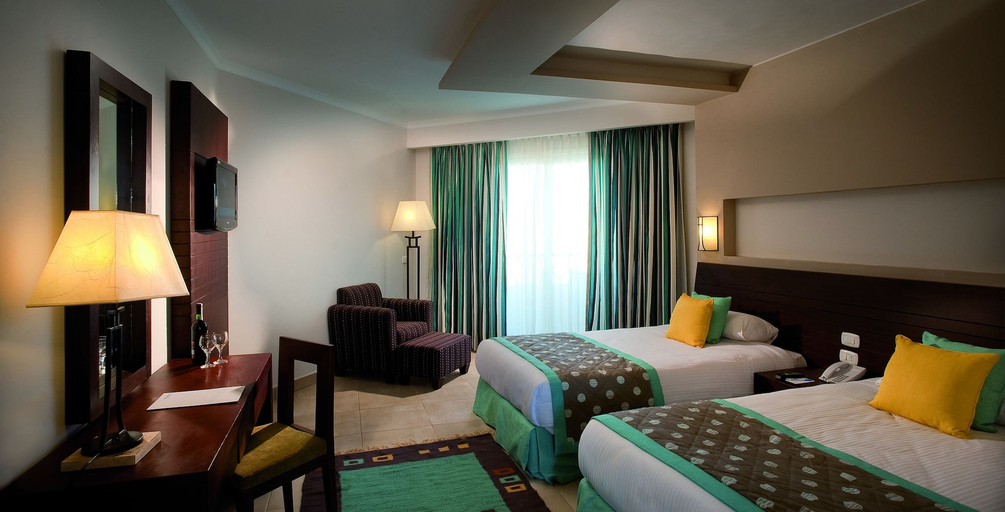 Bedroom 4, Amwaj Beach Club Abu Soma - All inclusive, Safaja