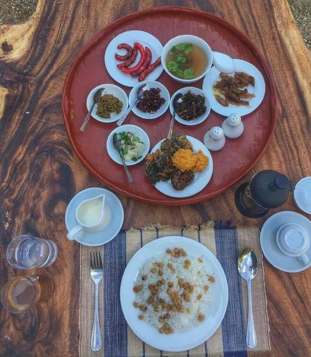 Food & Drinks 4, Bagan Hmwe Hotel, Myingyan