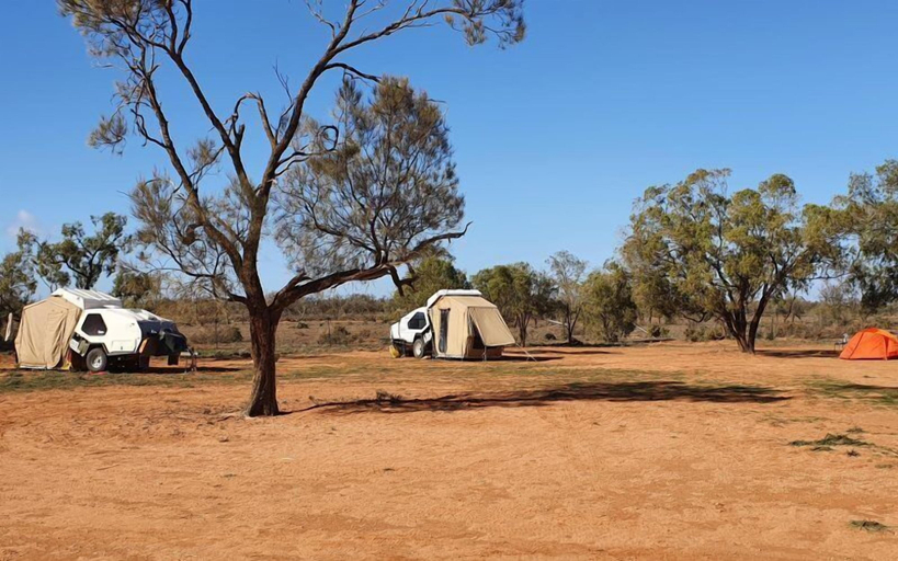 Others 4, Mungo Roo, Wentworth