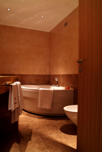 Bathroom 4, Poli Hotel, Milano