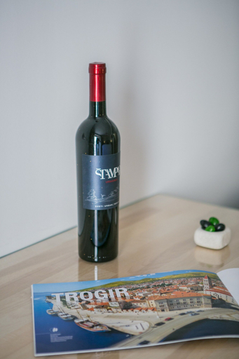 Food & Drinks 5, Guesthouse Mendi, Trogir
