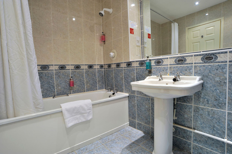 Bathroom 3, Keswick Country House Hotel, Cumbria