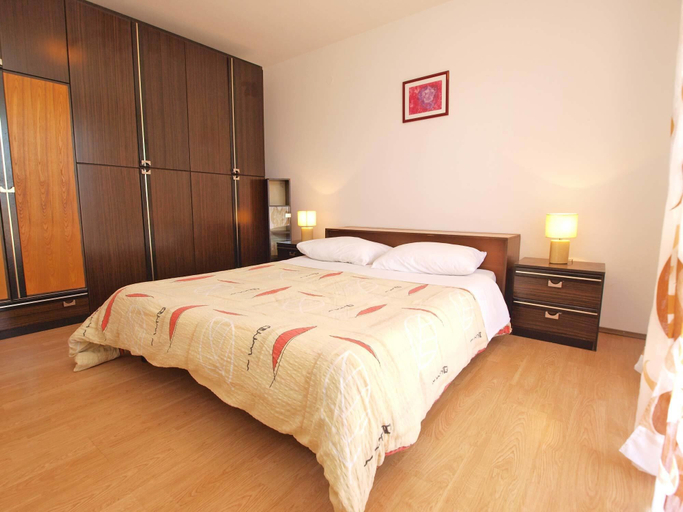 Bedroom 2, Apartment 1098, Fažana