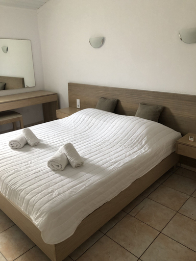 Bedroom 5, Mediterranean Hotel & Apartments, Crete