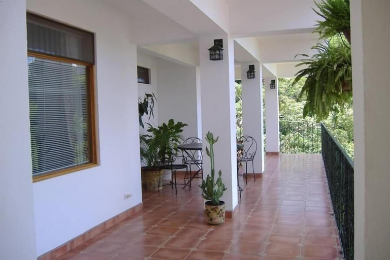 Others 4, Villa Paradiso up to 14 People, Carrillo
