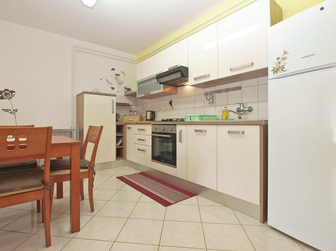 Others 5, Apartment 1623, Fažana