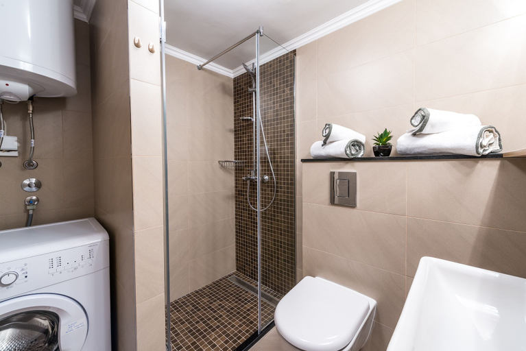Bathroom 2, Apartment Kantun, Dubrovnik