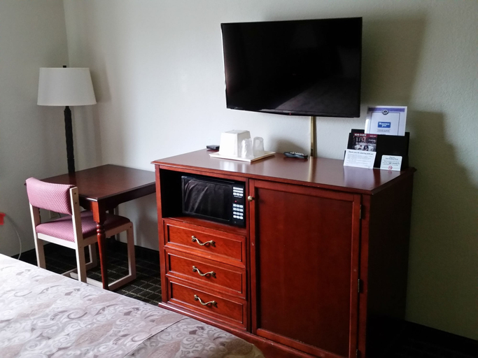 Others 5, Rodeway Inn Cedar Rapids Westdale, Linn