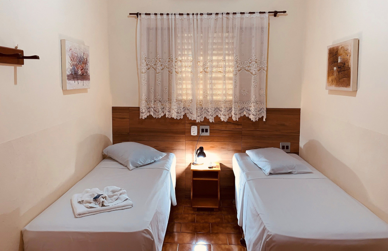 Bedroom 2, Hotel Casa Grande, Orlandia