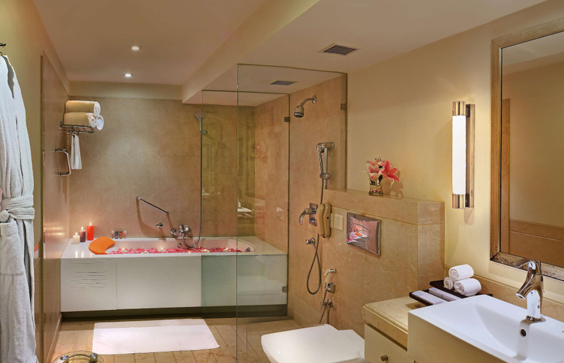 Bathroom 4, Fortune Park, Ahmedabad - Member ITC Hotels' Group, Ahmadabad