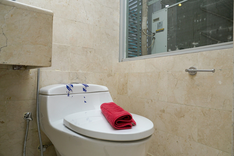 Bathroom 3, Modern and Comfortable 2BR at The Empyreal Condominium Epicentrum Apartment, South Jakarta