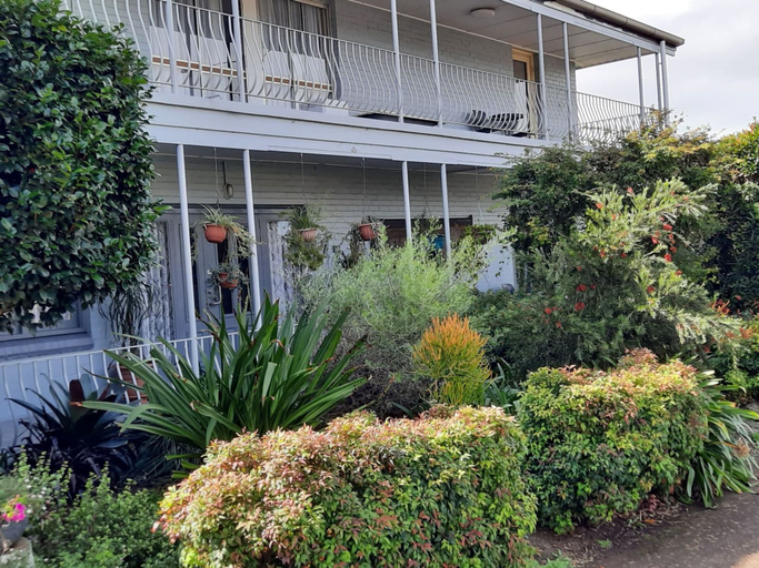 Exterior & Views 2, Flying Spur Motel, Toowoomba - North-West